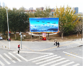 永福户外大屏广告投放要点。